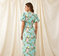 Nouvelle Robe Midi Florale Femme 2026 Bleu Clair Manches Courtes Col Rond Taille Haute Élégante Robe de Soirée Coupe Ajustée Décontractée pour Dames