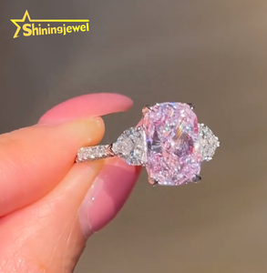 Bague de fiançailles personnalisée en or blanc 5ct taille coussin 10k 14k 18k VS DEF couleur IGI certifiée en diamant cultivé en laboratoire - Product Image 2