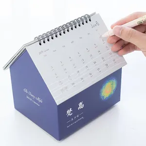 Yeni ürün yaratıcı calendario de adviento 3d masası kağıt küp poligon masa takvimi