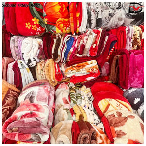 Mantas de Franela Grandes y Suaves al por Mayor, Mantas Cálidas y Acogedoras para la Familia, para la Cama - Product Image 2