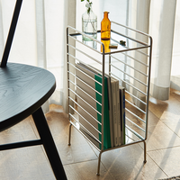 Table en métal de plancher anti-rouillé debout libre d'intérieur avec le dessus de miroir pour le support de magazine