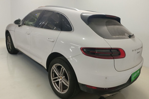 Utilizado para <span class=keywords><strong>Macan</strong></span> 2014 2.0T Turbo <span class=keywords><strong>SUV</strong></span> |   Volante a la Izquierda |   Asientos de Cuero |   Techo corredizo |   Faros LED - Product Image 4