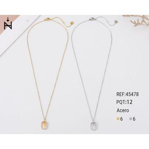 Collana con Ciondolo a Forma di Lettera V con Diamante 10x15Cm, Catena per Collo, Gioielli alla Moda in Acciaio - Product Image 1