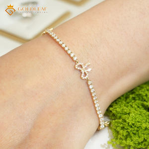 Joyería Personalizada Goldleaf con Certificado IGI, Brazalete de Plata Chapada en Oro con Diamante Cultivado en Laboratorio de 2.18ct, Clásico para Bodas, Fiestas y Uso Diario - Product Image 3