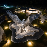 Sculpture d'aigle moderne en métal, statue d'oiseau en acier inoxydable pour entrée de complexe hôtelier, place publique, projet de paysagisme extérieur