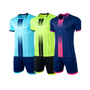 Maglietta e <span class=keywords><strong>pantaloncini</strong></span> da stadio uniformi da <span class=keywords><strong>calcio</strong></span> personalizzati con numero di squadra per la stampa a sublimazione della squadra di <span class=keywords><strong>calcio</strong></span> - Product Image 5