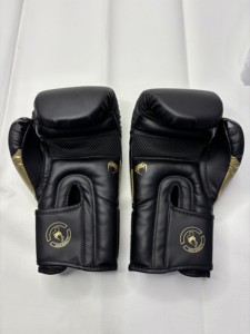 ถุงมือชกมวยไทยคุณภาพสูง ผลิตขายส่ง รับผลิตตามแบบ - Product Image 4