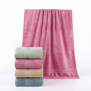 Serviette de Bain en Fibre de Bambou Kim Ryan 80x160cm Douce et Absorbante avec Panda Brodé pour Adultes et Femmes, Personnalisable, Vente en Gros - Product Image 3