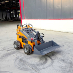 Chargeuse sur chenilles d'<span class=keywords><strong>occasion</strong></span> et pelle rétrocaveuse avec godet avant compact, moteur/machine de chantier - Product Image 1