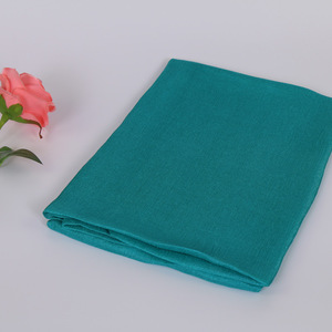 ฮิญาบสีพื้นผ้าดีเนื้อนุ่มสำหรับผู้หญิงผ้าพันมีรอยเปื้อน110*180 - Product Image 2