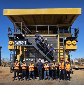 Camión Minero Rígido XDE260 para Trabajos en Plena Montaña, Camión Volquete de 230 Toneladas para Proyectos <span class=keywords><strong>Mineros</strong></span> de Gran Escala - Product Image 2