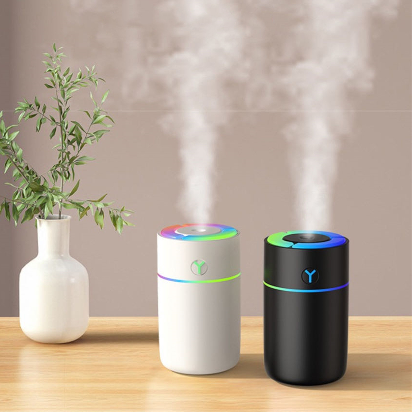 Customized 230ml Mini Large Fog Desktop Colorful Light Cup Hydrating and Moisturizing Multifunctional Smart Humidifier