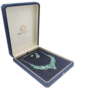 Caja de embalaje de joyería de terciopelo de lujo personalizada borde decorativo collar anillo caja joyero - Product Image 3