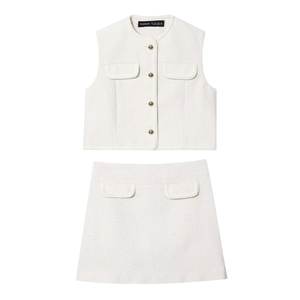 Conjunto de 2 Piezas de Falda Mini Informal de Moda para Mujer 2026 con Chaleco Sin Mangas con Cuello Redondo y Top Corto con Decoración de Bolsillo Retro - Product Image 2