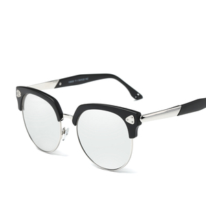 Lunettes de soleil polarisées pour femmes, monture PC de haute qualité, design chinois personnalisé, vente en gros, nouvelle collection, tendance - Product Image 5