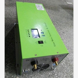 Convertisseur d'ondes sinusoïdales pures 3000W 12V DC vers AC pour systèmes électriques de camping-cars - Product Image 3