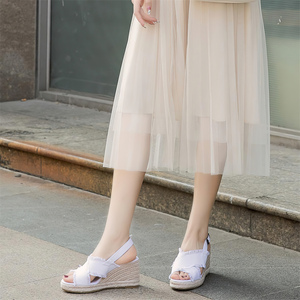 Sandalias de Plataforma de <span class=keywords><strong>Yute</strong></span> Trenzado con Tiras Cruzadas Ajustables y Borde Deshilachado <span class=keywords><strong>Blancas</strong></span> para Mujer, Estilo Espadrille, Cómodas para el Verano - Product Image 2