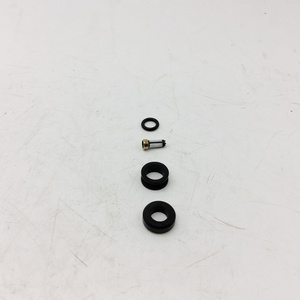 Necesita kits de reparación para estos inyectores para Mitsubishi Suzuki fuera de borda <span class=keywords><strong>MAZDA</strong></span> MD319790 MD319791 1571065D00 FP3513250 - Product Image 1