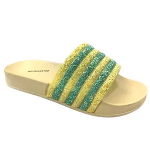 2020 popular bling bling rainbow upper womens ladies slippers flip flops beach flat slide sandals for women daily causal shoes