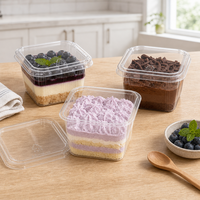 Contenant carré en PET transparent de qualité supérieure pour mousse au chocolat, emballage alimentaire jetable avec couvercle, personnalisable en Guangdong pour desserts et collations