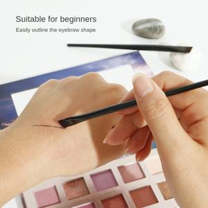 Lame <span class=keywords><strong>Eyeliner</strong></span> <span class=keywords><strong>Pinceau</strong></span> Tête Plate Biseau <span class=keywords><strong>Pinceau</strong></span> À Sourcils Oeil Couché Ver À Soie Poudre À Sourcils Correcteur <span class=keywords><strong>Pinceau</strong></span> De Maquillage - Product Image 3