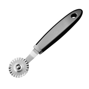 Stainless Steel Pizza Cutter Rotary Wheel Knife For Pizza Slicing Tools - Product Image 4