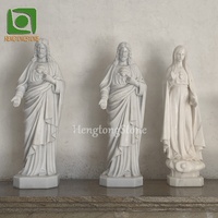 Sculpture religieuse moderne de petite taille H62cm, statue en marbre de Jésus et de la Vierge Marie pour usage en église, en stock