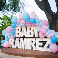 Vente en gros de petites LED personnalisées Lettres de chapiteau à piles numérotées 3D pour décoration de fête d'anniversaire de mariage