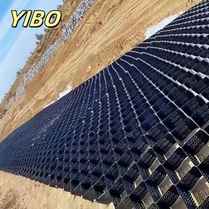 Géocellules en plastique noir lisses anti-érosion, géocellules en nid d'abeille HDPE, murs <span class=keywords><strong>de</strong></span> soutènement pour voies <span class=keywords><strong>de</strong></span> circulation, prix d'usine - Product Image 6