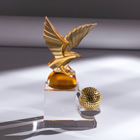 Trophée en cristal d'aigle ancien haut de gamme personnalisable avec balle de golf