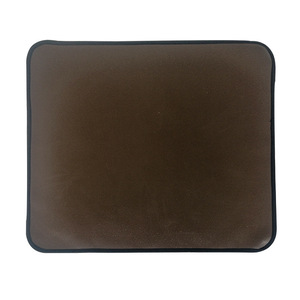Tapis de barbecue 48x30 pouces en silicone imperméable et ignifuge pour barbecue et foyer extérieur - Product Image 2