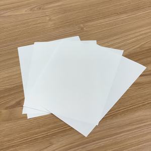 Papel de embalaje de calidad alimentaria en rollo jumbo de 30-80 g/m², papel laminado con revestimiento de PE para empacar bocadillos, pan y hamburguesas. - Product Image 2