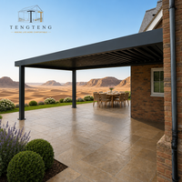 Pergola motorisée en aluminium personnalisable avec structure thermolaquée et design imperméable pour l'extérieur et le jardin
