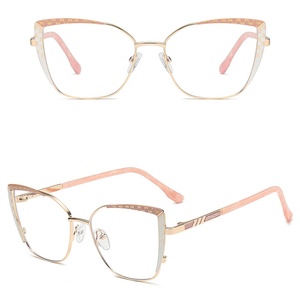 Vente en gros mix modèles femmes gros gros gros <span class=keywords><strong>papillon</strong></span> carré or métal lunett sans monture anti lumière bleue 2025 <span class=keywords><strong>lunettes</strong></span> rondes - Product Image 6