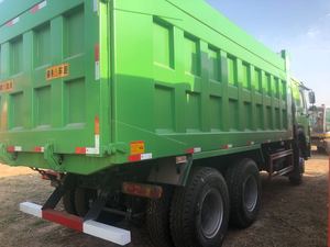 <span class=keywords><strong>Camion</strong></span> lourd Sinotruk HOWO <span class=keywords><strong>6X4</strong></span> 10 roues, 371 CV, capacité 20-30 tonnes, diesel, transmission manuelle, norme Euro 2, benne basculante Weichai - Product Image 3