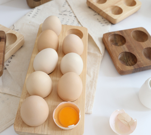 Soporte para huevos de madera maciza de alta calidad Acacia para encimera de cocina Mesa de desayuno Herramientas para huevos para revolver - Product Image 3