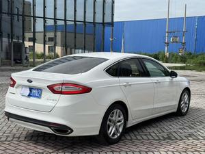 <span class=keywords><strong>Ford</strong></span> <span class=keywords><strong>Mondeo</strong></span> 1.5T 180 Fashion Edition automatique berline d'<span class=keywords><strong>occasion</strong></span> 2013, faible kilométrage, moteur EcoBoost Turbo - Product Image 4
