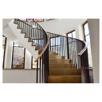 Escalier pliant sur mesure, design opulent, moulures élaborées, acier-bois moderne et raffiné, résidence haut de gamme