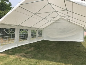 Tente de réception extérieure 6x8m durable, imperméable, en PE et structure en acier, blanche, résistante aux UV, pour toutes les saisons - Product Image 4