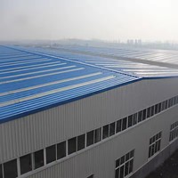 Hangar préfabriqué en acier à ossature métallique, entrepôt modulaire d'atelier industriel préfabriqué personnalisé à faible coût