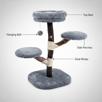 Arbre à chat minimaliste en bois massif Fancie FQPJ1052, tronc en bois naturel, corde en sisal, trois plateformes en peluche pour chats