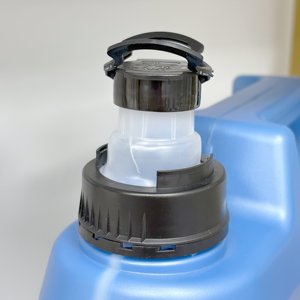 Guoyu Vente en gros Couvercles d'<span class=keywords><strong>huile</strong></span> moteur <span class=keywords><strong>1</strong></span> <span class=keywords><strong>litre</strong></span> 4 litres Bouchons à vis à long <span class=keywords><strong>bec</strong></span> pour <span class=keywords><strong>bouteille</strong></span> d'<span class=keywords><strong>huile</strong></span> lubrifiante - Product Image 4