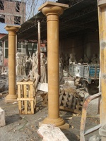 Prix usine sculpté à la main personnalisé piliers décoratifs en pierre romaine pour maisons Villa marbre naturel Antique colonnes rondes romaines