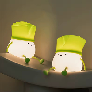 Veilleuse LED en silicone en forme d'oignon avec support de téléphone, veilleuse mignonne à commande tactile, lampe de chevet pour chambre d'enfant - Product Image 2