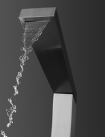Colonne de douche extérieure autoportante en acier inoxydable pour jardin et piscine
