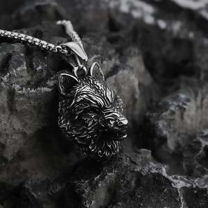 yunnique Wolf <b>Head</b> Pendant Stainless Steel Men's Necklace Hip Hop <b>Style</b> Jewelry Gift - Product Image 4