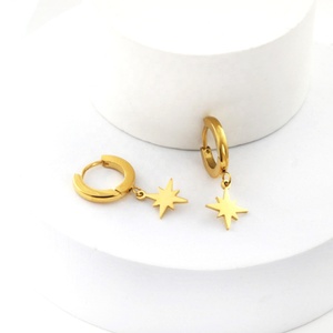 Pendientes de Aro con Diseño de Estrella Dorada Minimalistas y Modernos para Mujer, los Más Vendidos, Nuevos Diseños de Joyería para Chicas - Product Image 5
