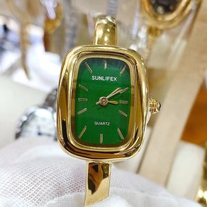 นาฬิกาควอทซ์วินเทจ SUNLIFEX สายแบบกำไล รุ่นใหม่ ทรงสี่เหลี่ยม ดีไซน์เรียบหรู ดูมีระดับ - Product Image 1