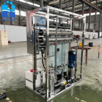 250LPH filtre à eau salée Ro plante Ro équipement de traitement de l'eau avec réservoir d'eau avec machine UV à l'ozone