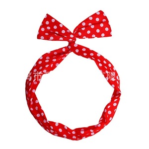 Diadema con Lazo de Puntos Rojos, Poliéster, Accesorio de Moda Unisex - Product Image 1